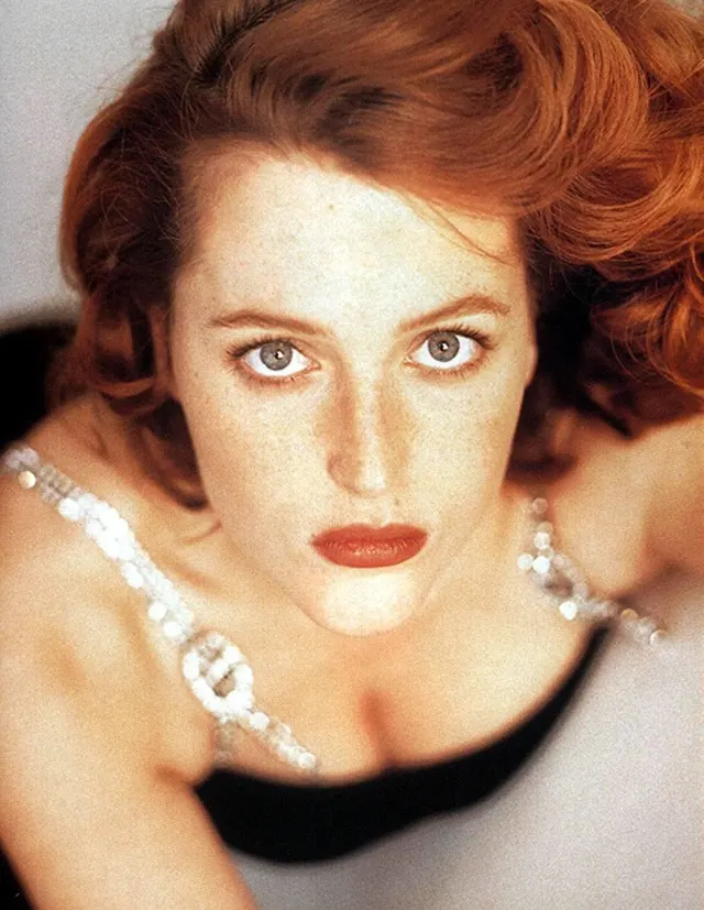 Gillian Anderson