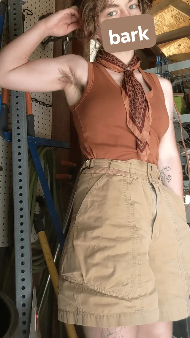 Stealth quickie in the work shed?