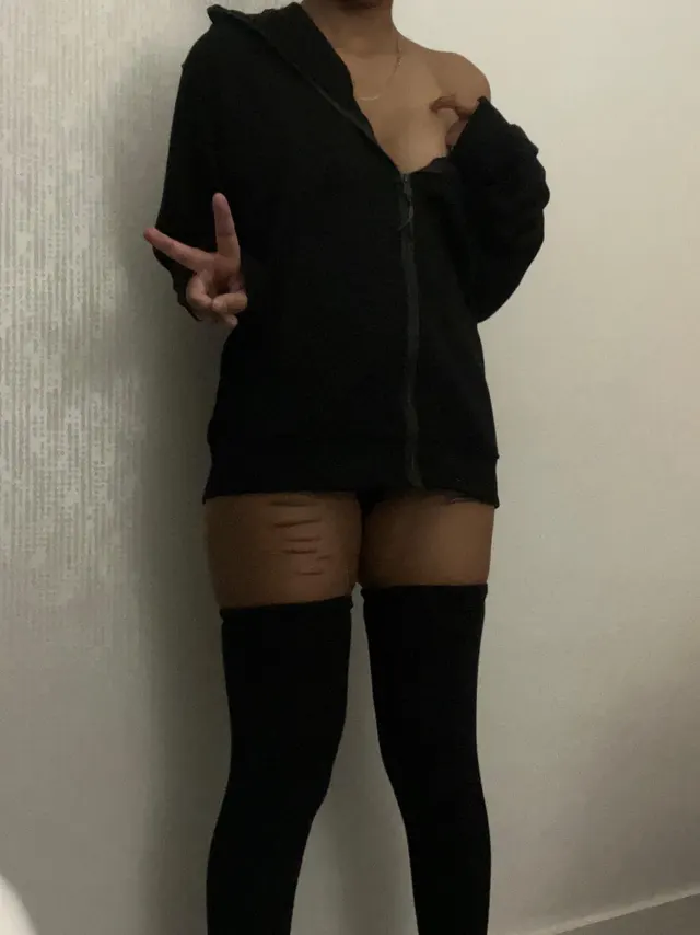 Your emo homie is in heat, will you help?