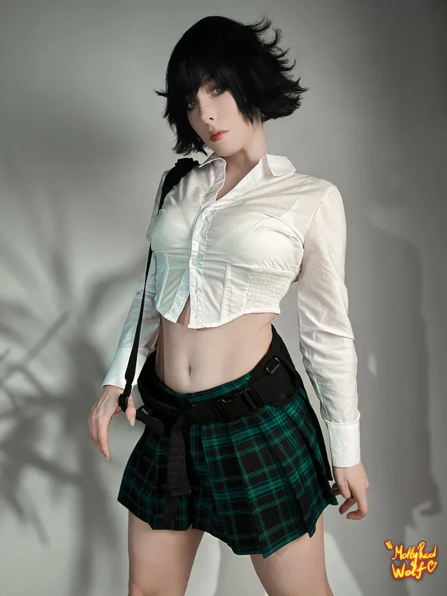 Lady from Devil May Cry by Mollyredwolf