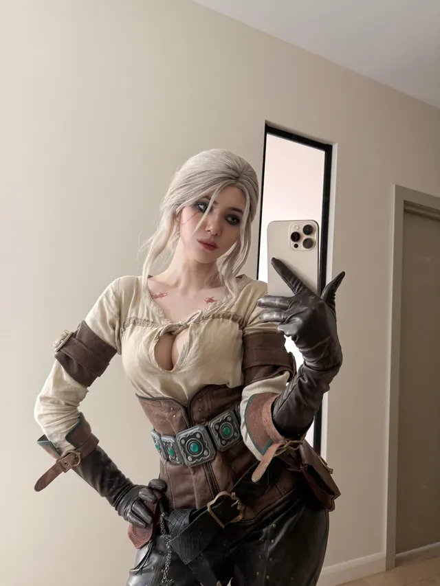 Ciri cosplay (Alina Becker)