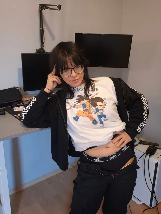 It was another hard day in azeroth but today I took a shower lol [F]