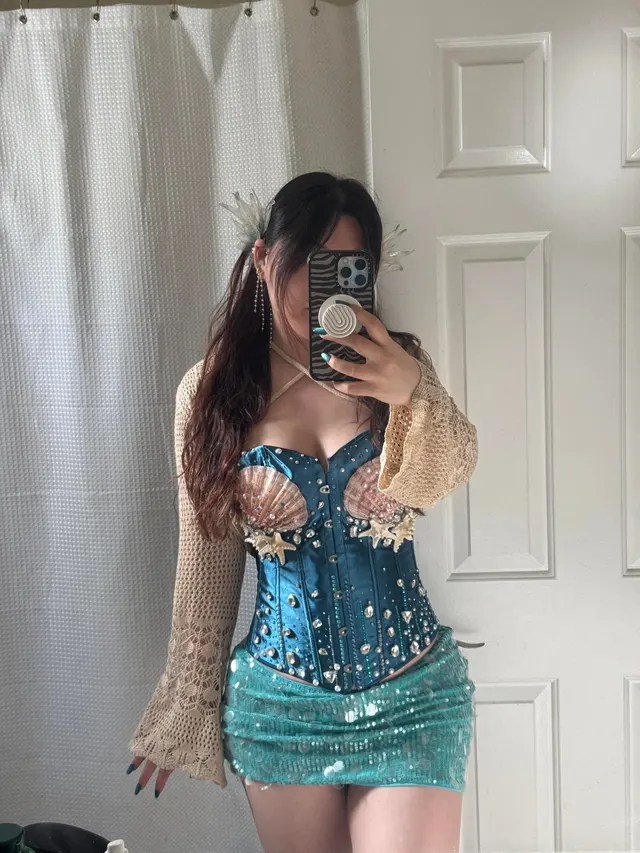 my renfair costume vs what i’m hiding underneath :3 hehe [f]
