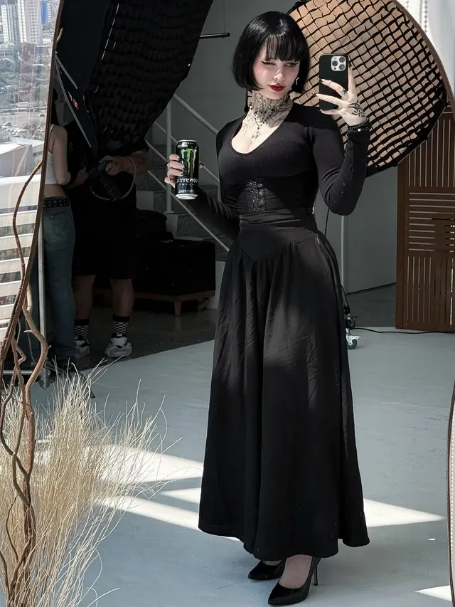 What u see on IG vs on Reddit