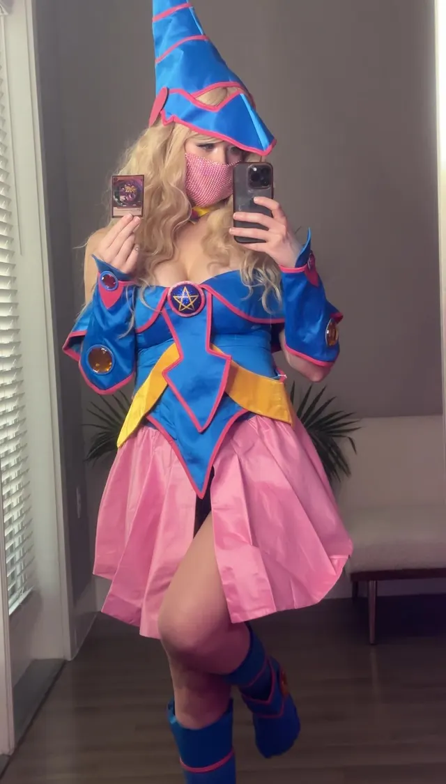 Dark Magician Girl gets naughtier and naughtier [Yu-Gi-Oh!] (Preciouspressure)