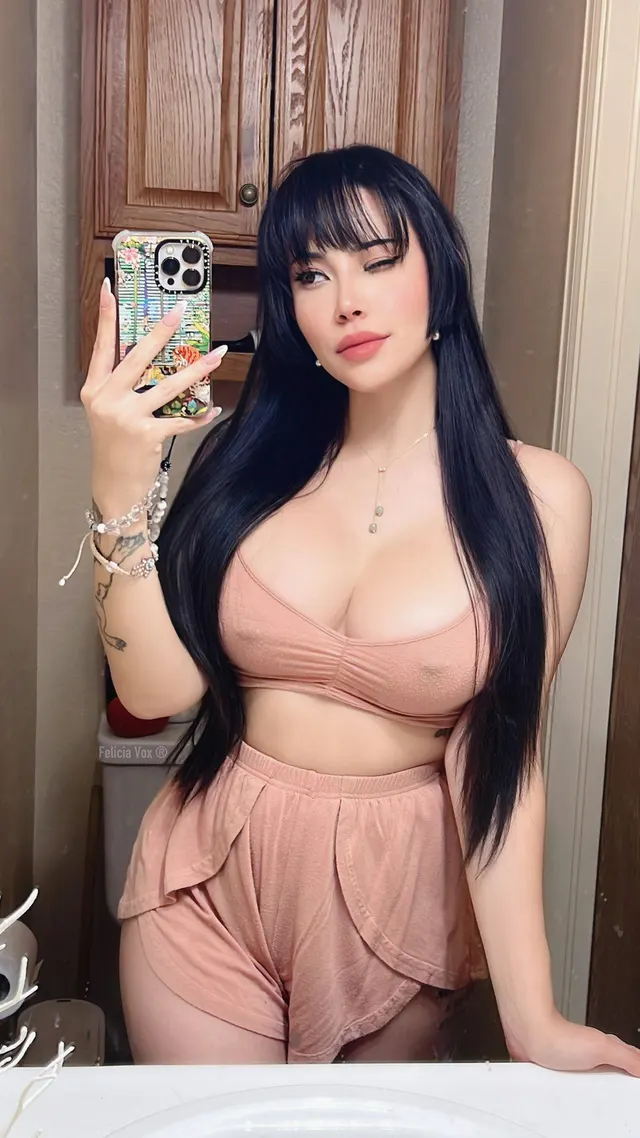 Hair getting so long now 😳