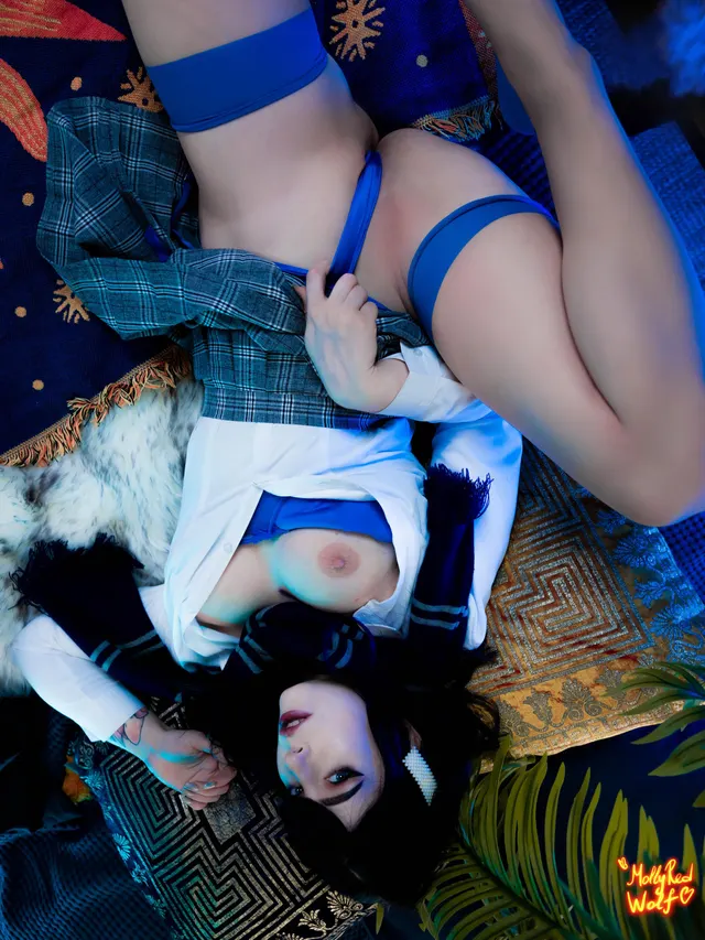 Would you fuck me in the common room late at night?