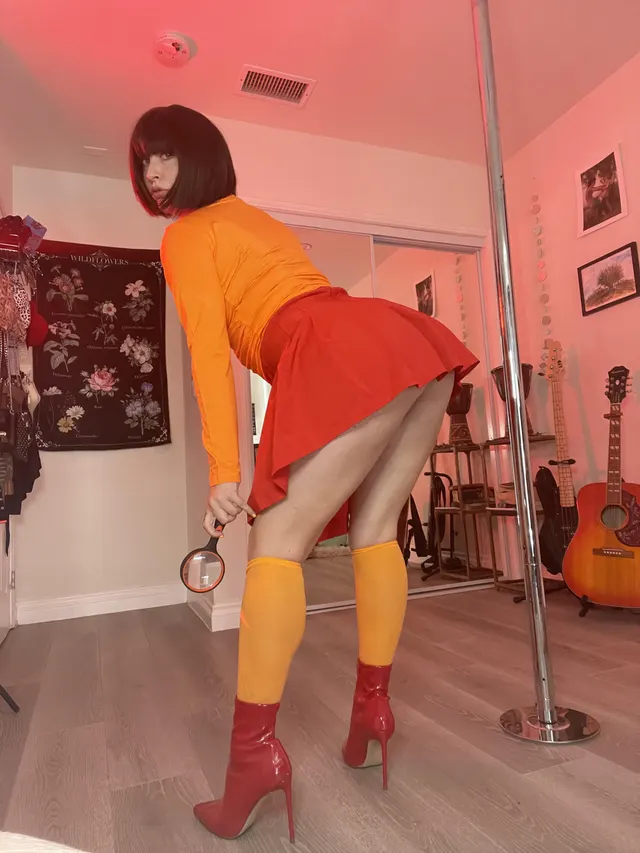Velma (Willow) [Scooby-Doo]