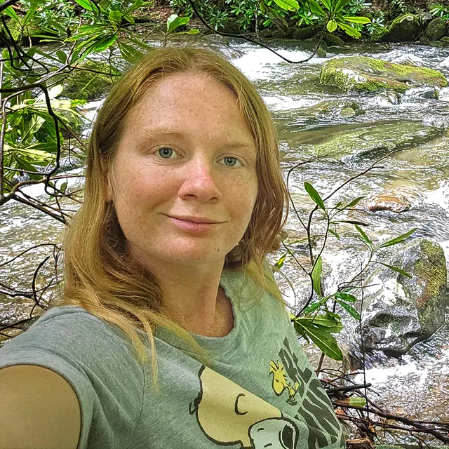 where red hair flows, intrigue grows🌊 [IRTR]