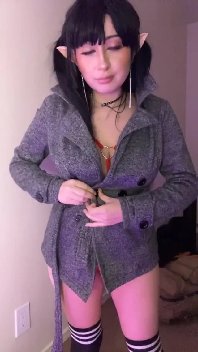 I’m a succubus! I’ll climb on top and force every drop out of you. ☺️