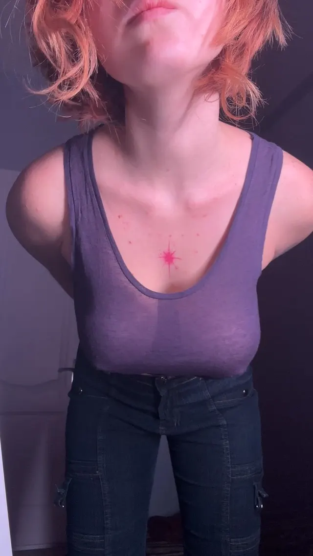 Is this a provocative look? ;)