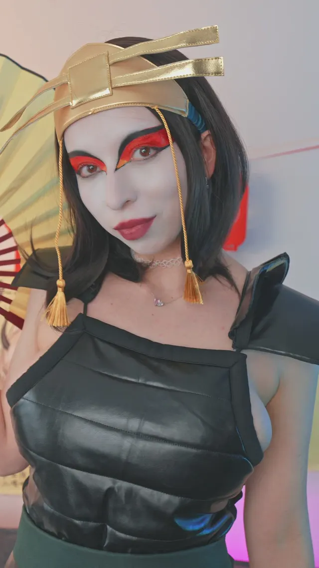 Kyoshi warrior shows what under her armor by me excat17