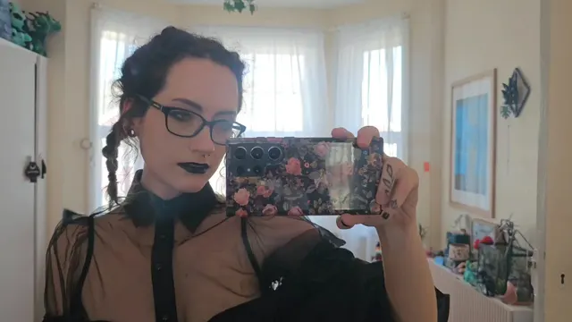 I think it looks better off