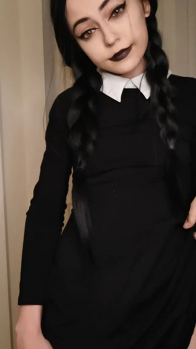 It is Wednesday, my dudes! *loud screeching sounds* [F]