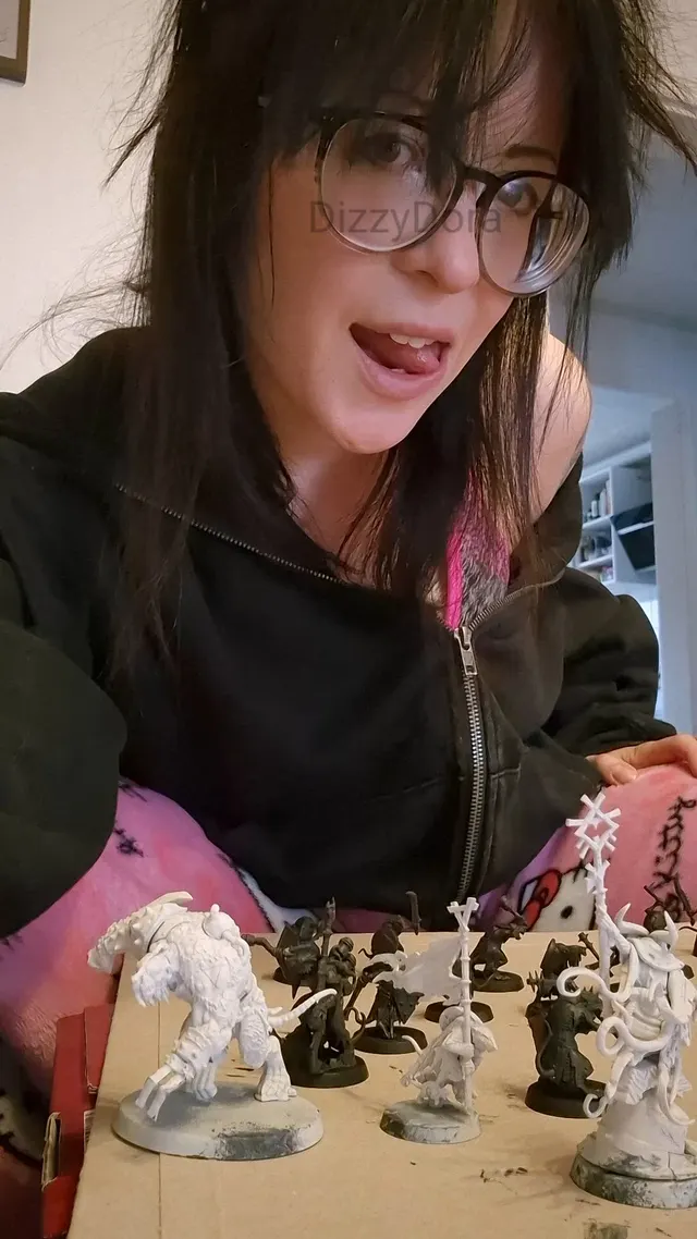 Skavens and Titties [F]