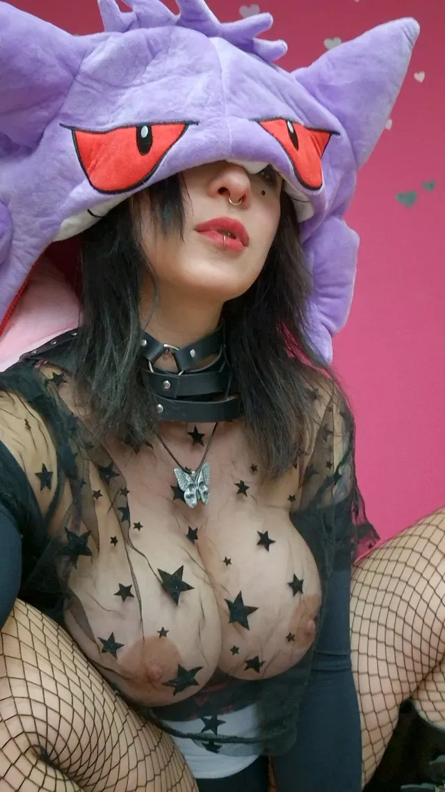 Funny gothgirl on service